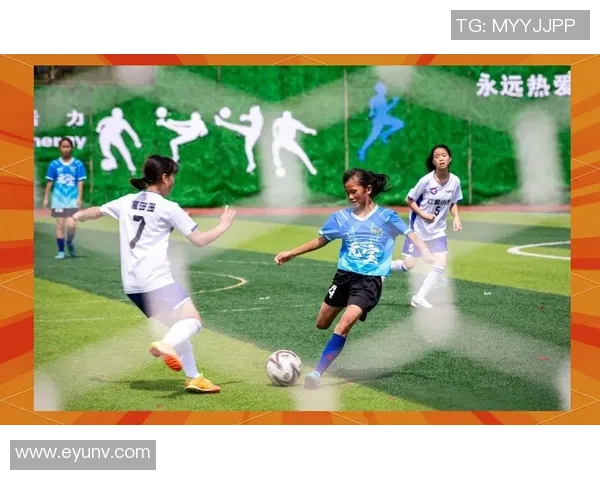 足球夜谈：在绿茵场上畅聊激情与梦想的故事与回忆